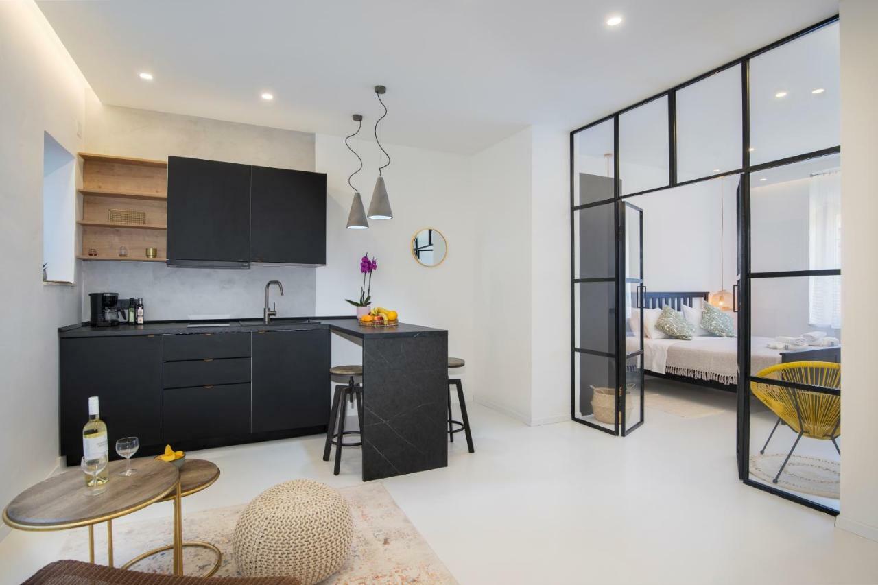Twins Idola Apartment
